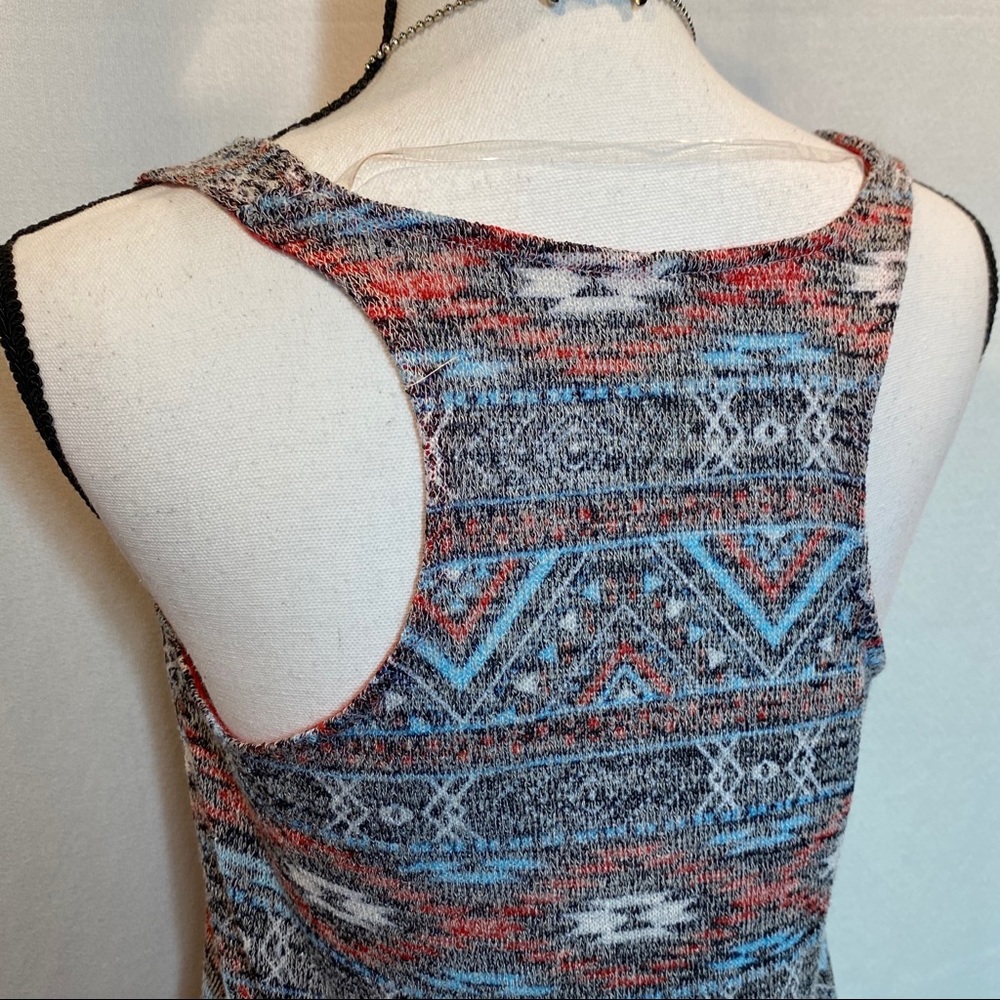 Wallflower Razorback Relaxed Tank - Picture 4 of 12